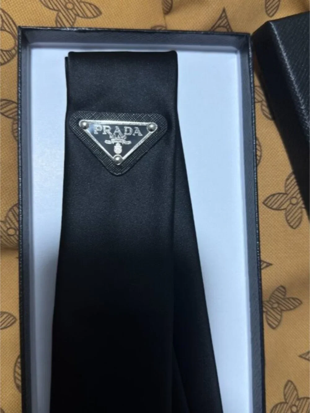 ℒPrada Necktie
